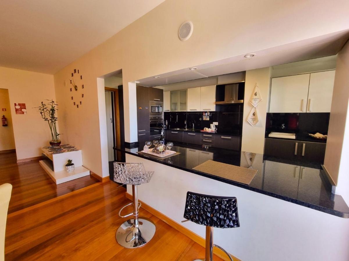 Ferienwohnung Panoramic Sunrise And Sunset Views, 5 Min From Funchal, Perfect Getaway For Travelers Exterior foto
