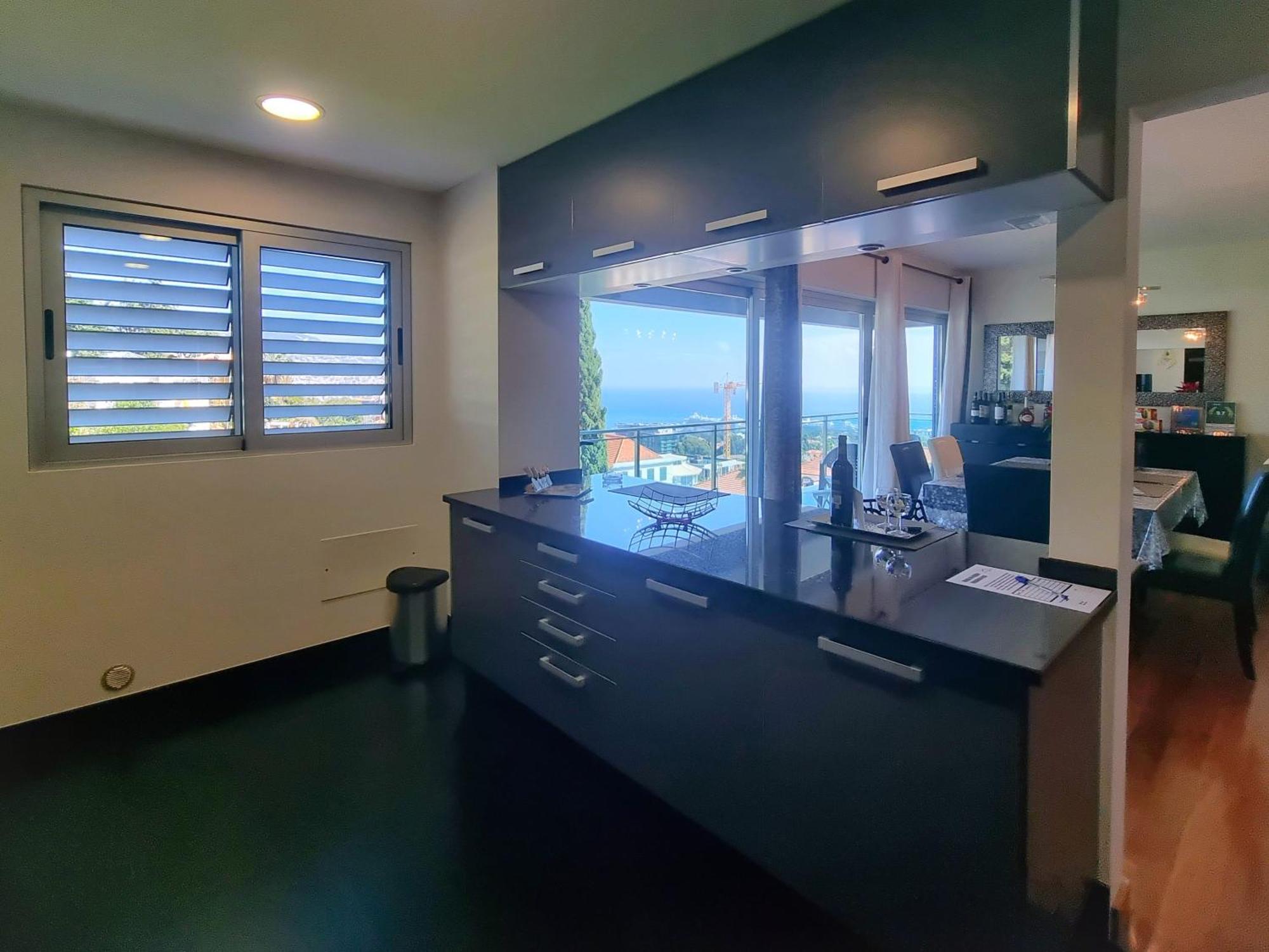 Ferienwohnung Panoramic Sunrise And Sunset Views, 5 Min From Funchal, Perfect Getaway For Travelers Exterior foto